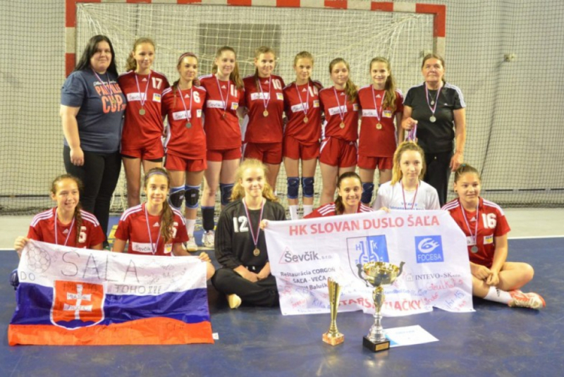 Žiačky Slovan Duslo Šaľa zlaté na majstrovstvách Slovenska